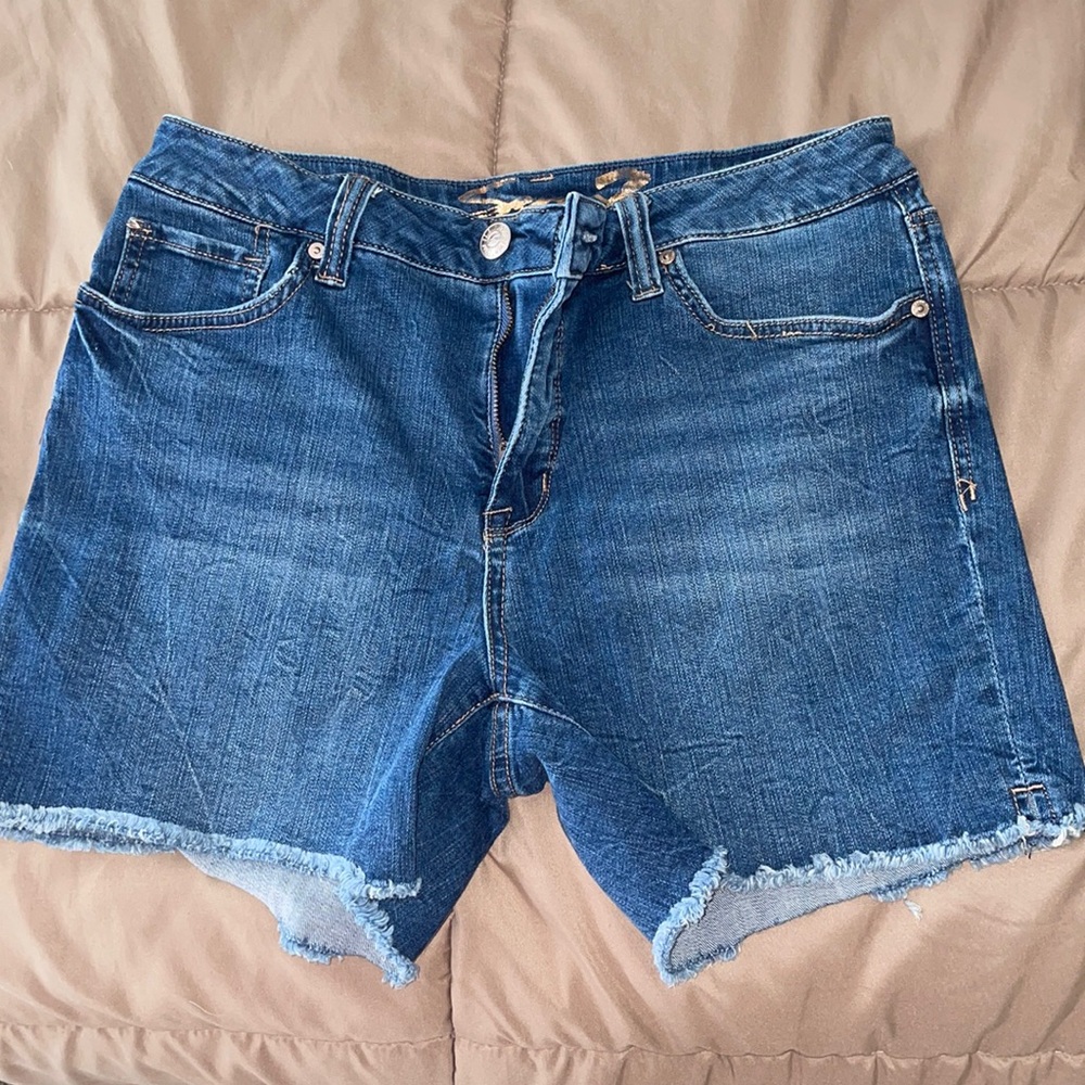 Misses shorts